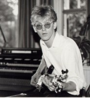 The Kramer SMB2 bass.jpg