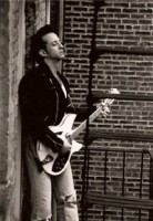 Scott Kempner with Rickenbacker.jpg