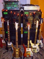 6-Basses.jpg
