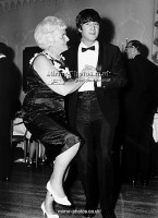 lennon louise harrison july 1964.jpg