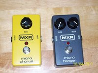 (L)MXR Micro Chorus, (R) MXR Micro Flanger