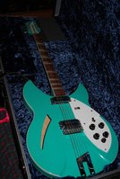 Pic of the guitar