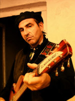 Paul_Collins_Beat_Rickenbacker_guitar_promo.jpg