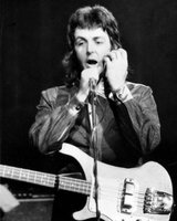 macca 1973 wings.jpg