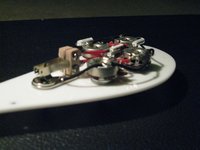 Rickenbacker 4002 Harness 2L.jpg