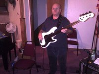 Look mah, no frets !