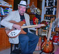 TR-330-lo.jpg