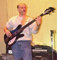 Jeff-GF-Bass-640_17.jpg