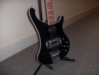 Rickenbacker (3).jpg
