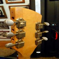 Ric_Back_Of_Headstock__1455732634_78330__1455733159_88382_1280x1280.jpg