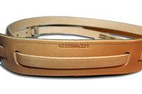Rickenbacker-Blonde-Strap__28117_be3b6016-9d27-42dc-a65c-b9a58b8a971b.jpeg