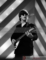 DR1006_John_LENNON_6.jpg