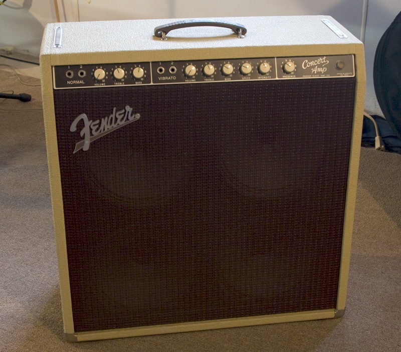 Fender Concert Amp-800_0714a.jpeg