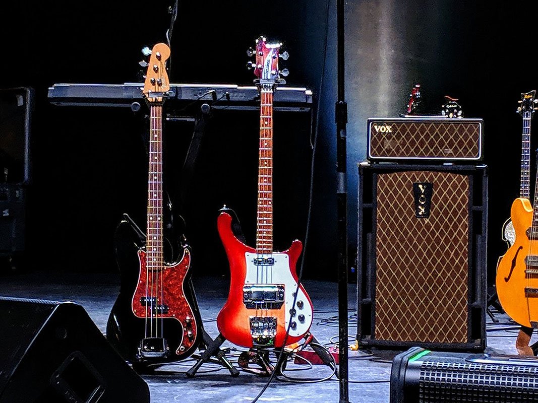 V63-PB-PSEUDO-VOX_SABAN-THEATRE.jpeg