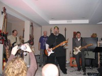 Pat with Dave's band and Trotty on backing vox.
