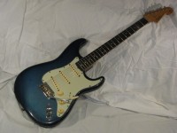 1963 Fender Stratocaster Lake Placid Blue resize.jpg