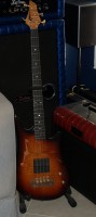 AB400 (?) (c. 2000?) hollowbody bass
