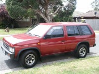 '95 Nissan Pathfinder, V6 Auto.