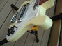 Rickenbacker 4001/4 CS, Cream: Close up - Free