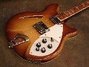 Rickenbacker 360/6 , Walnut: Body - Front