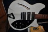 Rickenbacker 370/12 BH BT, White: Body - Front