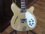 Rickenbacker 360/6 , Mapleglo: Body - Front