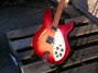 Rickenbacker 330/6 , Fireglo: Body - Front