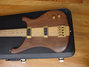 Rickenbacker 4004/4 Ci, Natural Walnut: Body - Front