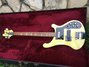 Rickenbacker 4001/4 BT, White: Free image