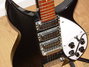 Rickenbacker 325/6 V63, Jetglo: Body - Front