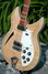 Rickenbacker 381/6 V69, Mapleglo: Close up - Free