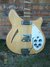 Rickenbacker 365/6 , Mapleglo: Body - Front