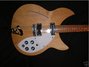 Rickenbacker 330/6 , Mapleglo: Body - Front