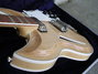 Rickenbacker 381/6 V69, Mapleglo: Close up - Free
