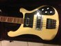 Rickenbacker 4001/4 BH BT, White: Close up - Free2