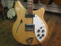 Rickenbacker 360/6 , Mapleglo: Body - Front