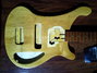 Rickenbacker 4000/4 BT, White: Body - Front