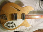 Rickenbacker 330/6 , Mapleglo: Body - Front
