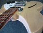 Rickenbacker 330/12 , Mapleglo: Close up - Free2
