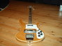 Rickenbacker 4001/4 , Mapleglo: Full Instrument - Front