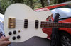 Rickenbacker 2050/4 El Dorado, White: Close up - Free2