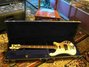 Rickenbacker 4001/4 , White: Free image