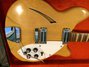 Rickenbacker 365/6 , Mapleglo: Close up - Free