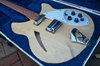 Rickenbacker 330/12 , Mapleglo: Body - Front
