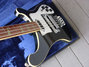 Rickenbacker 4001/4 , Jetglo: Close up - Free2