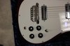 Rickenbacker 450/6 V63, Burgundy: Close up - Free2