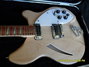 Rickenbacker 360/6 , Mapleglo: Body - Front