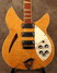 Rickenbacker 370/6 O.S., Mapleglo: Body - Front