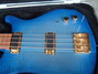 Rickenbacker 4004/4 Cii, Blueburst: Close up - Free2