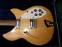 Rickenbacker 330/6 , Mapleglo: Body - Front